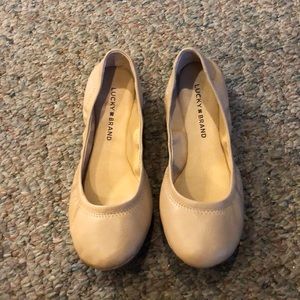 Lucky Brand City Flat